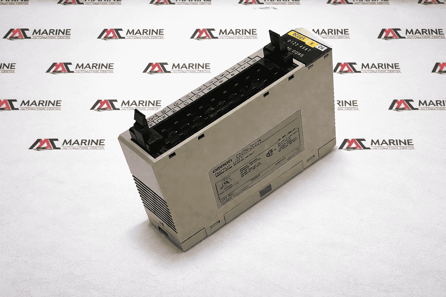 OMRON Relay Output Module C200H-OC225 thumbnail