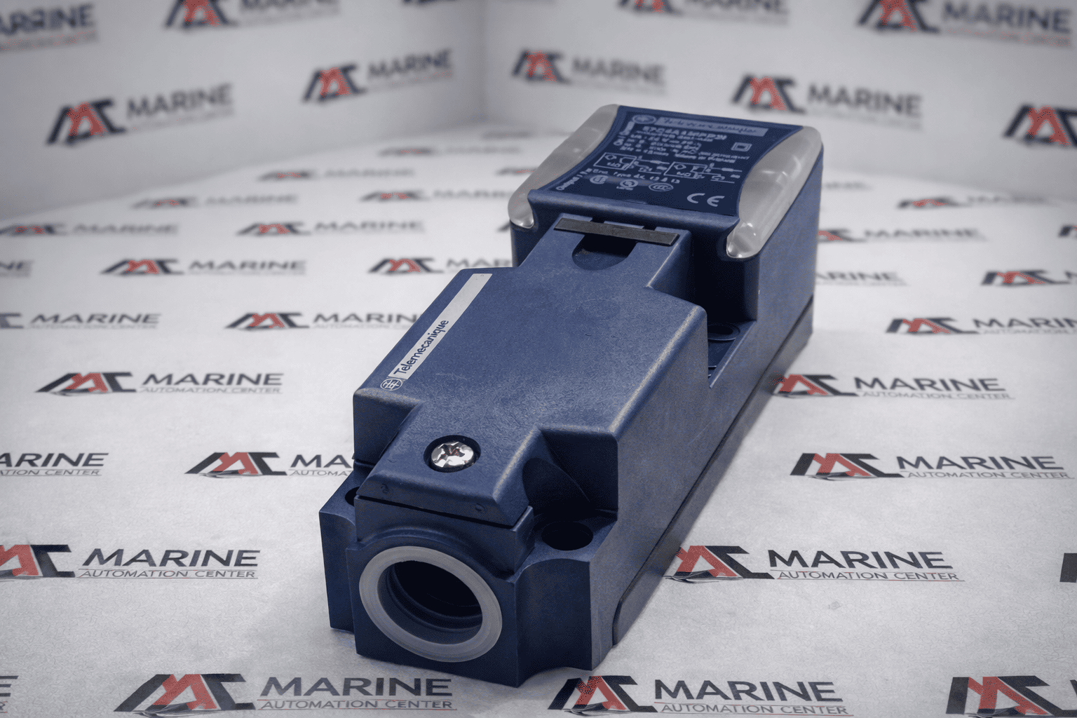 Telemecanique XS7C4A1MPP20 Inductive Proximity Sensor thumbnail