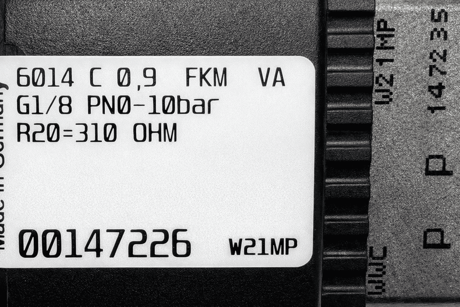 Burkert 6014 C 0.9 FKM Va Solenoid Valve 49380 thumbnail