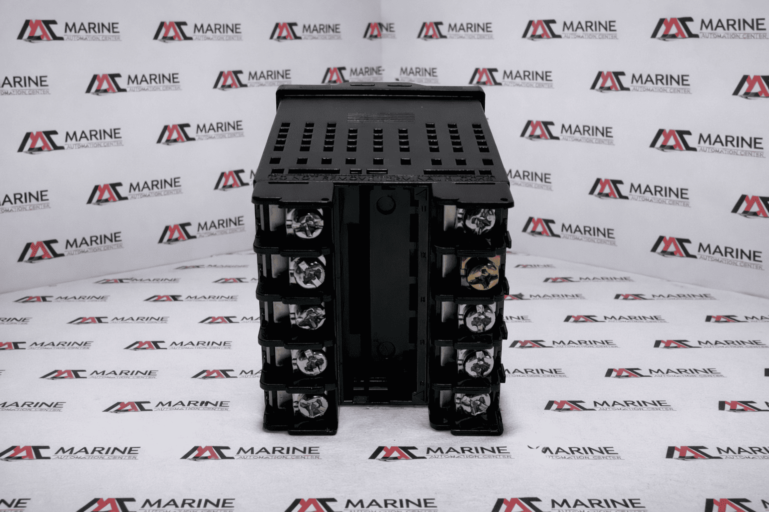 Omron E5cn-r2ml-500 Temperature Digital Controller thumbnail