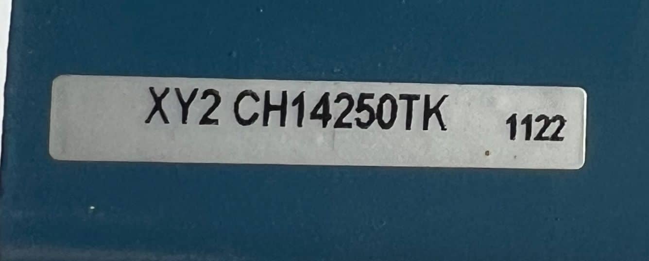 Telemecanique XY2-CH14250TK industrial safety switch thumbnail