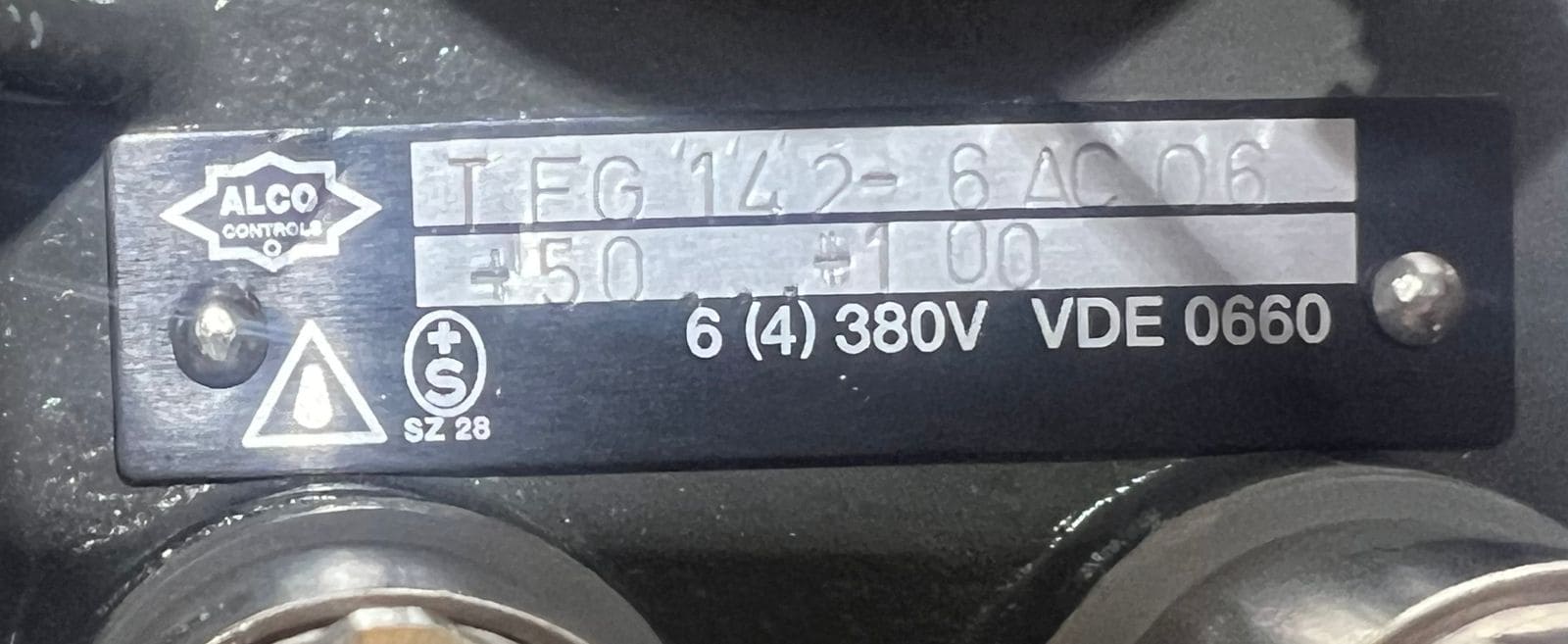 ALCO 0600018 Temperature Controller TFG 142-6A C06 thumbnail