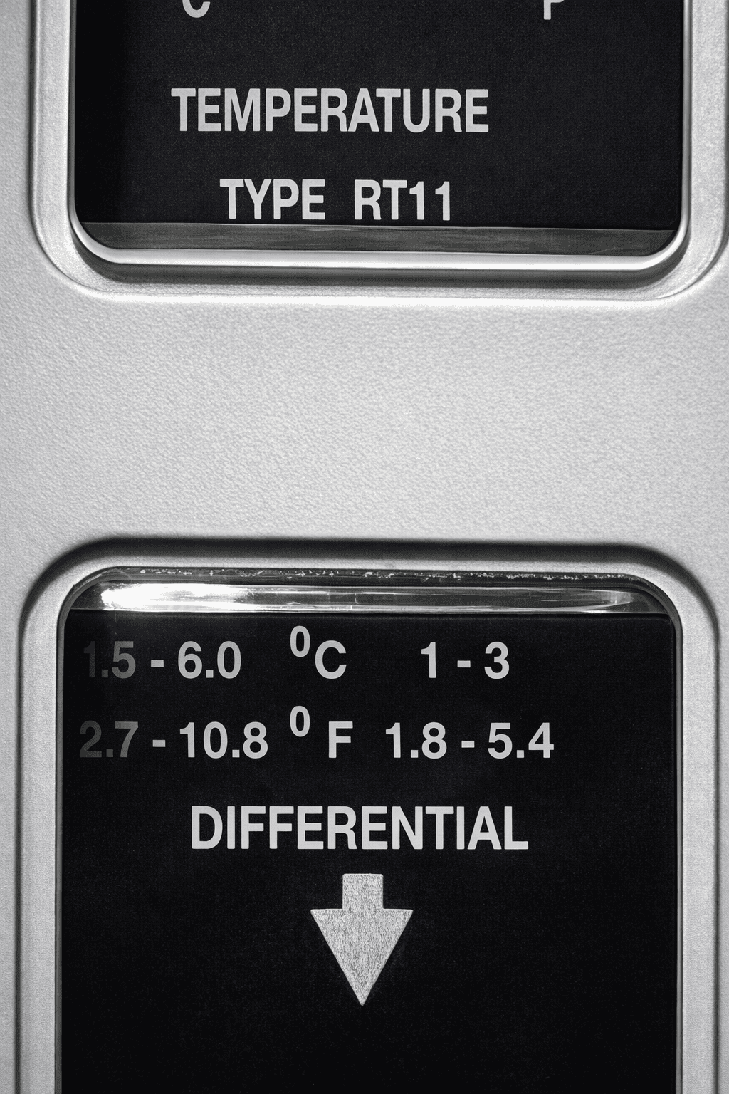 DANFOSS 017-508366 Mechanical Temperature Thermostat RT11 thumbnail