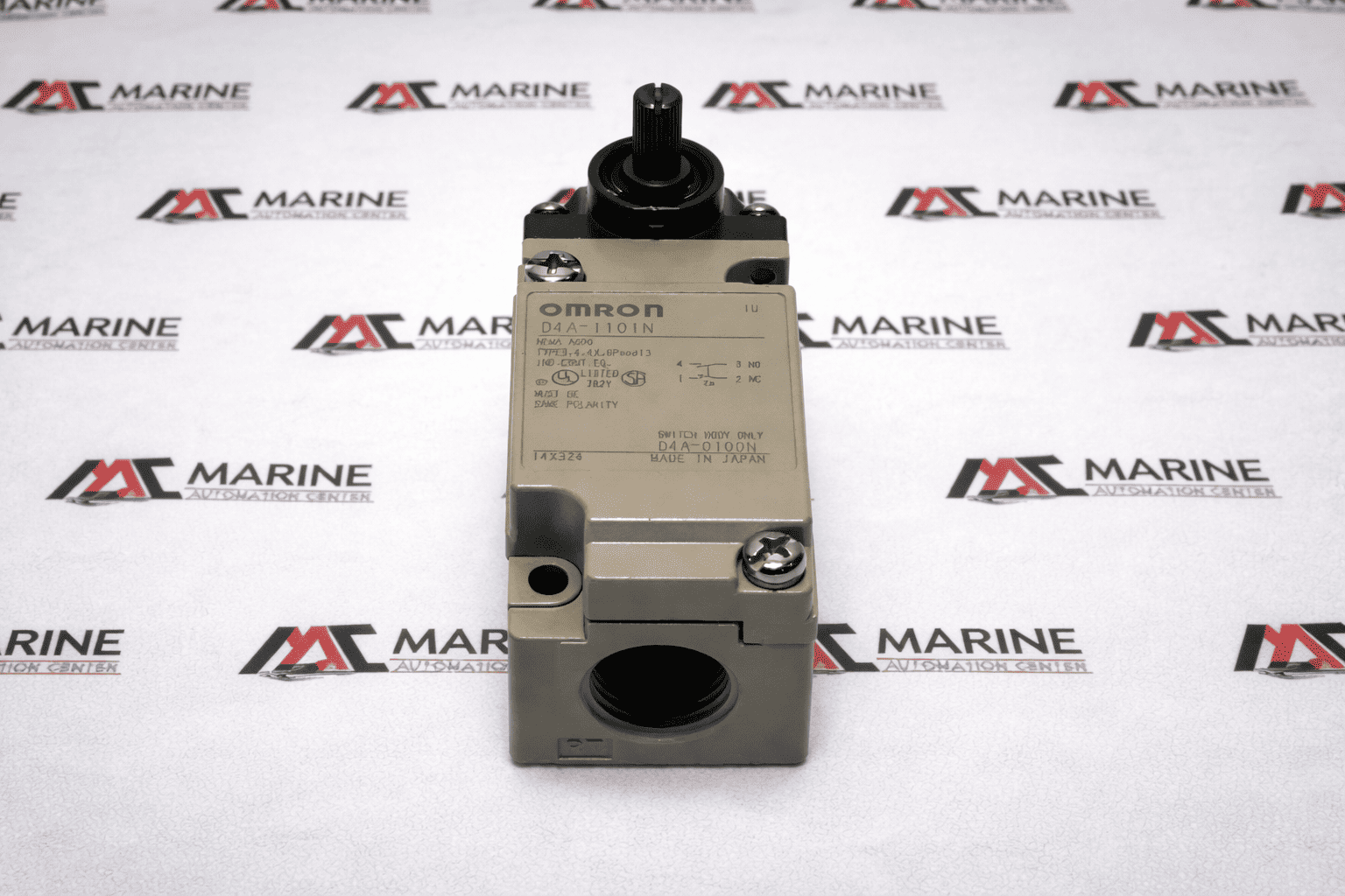 OMRON D4A-1101N Limit Switch 14X3Z4 thumbnail