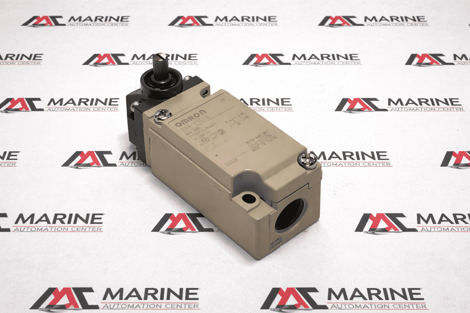 OMRON D4A-1101N Limit Switch 14X3Z4 thumbnail